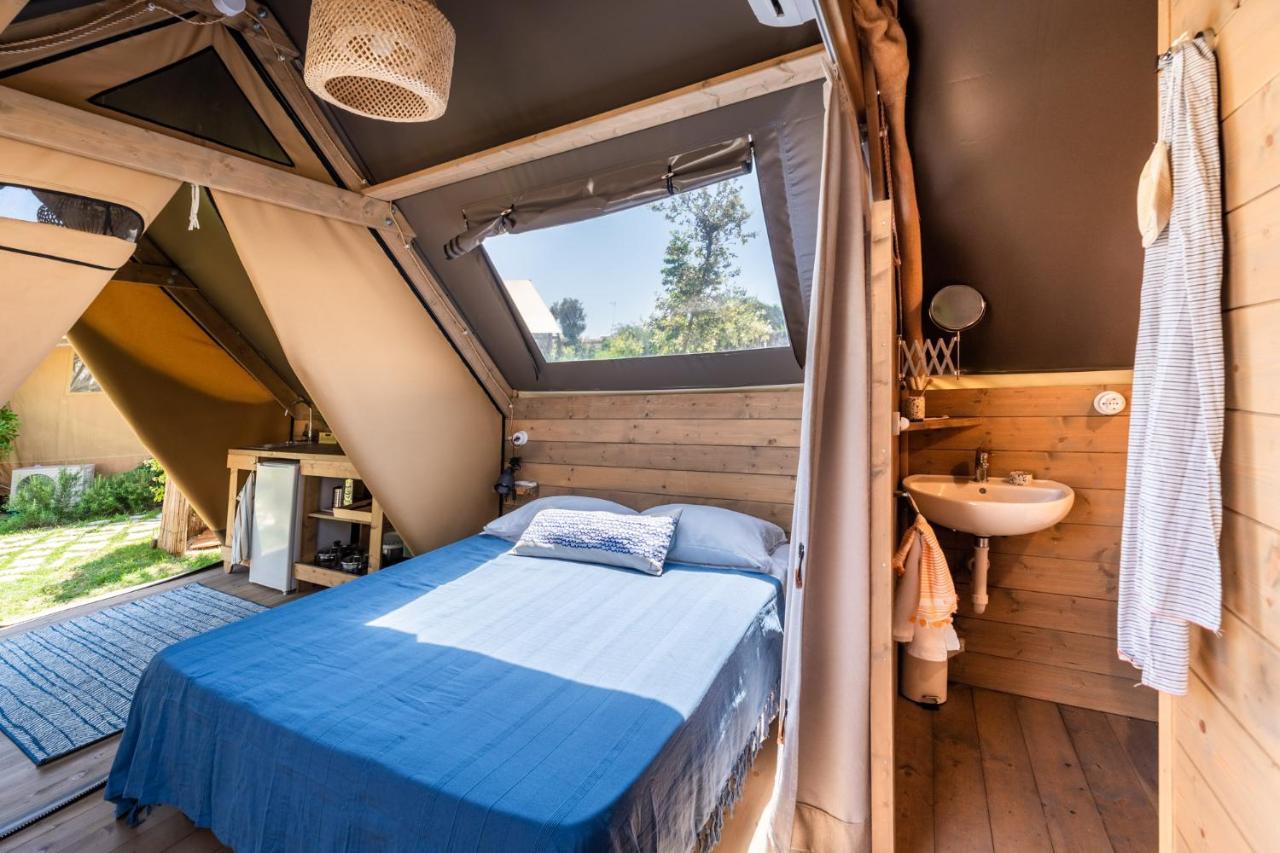 Procida Camp & Resort - Ciraccio Ngoại thất bức ảnh